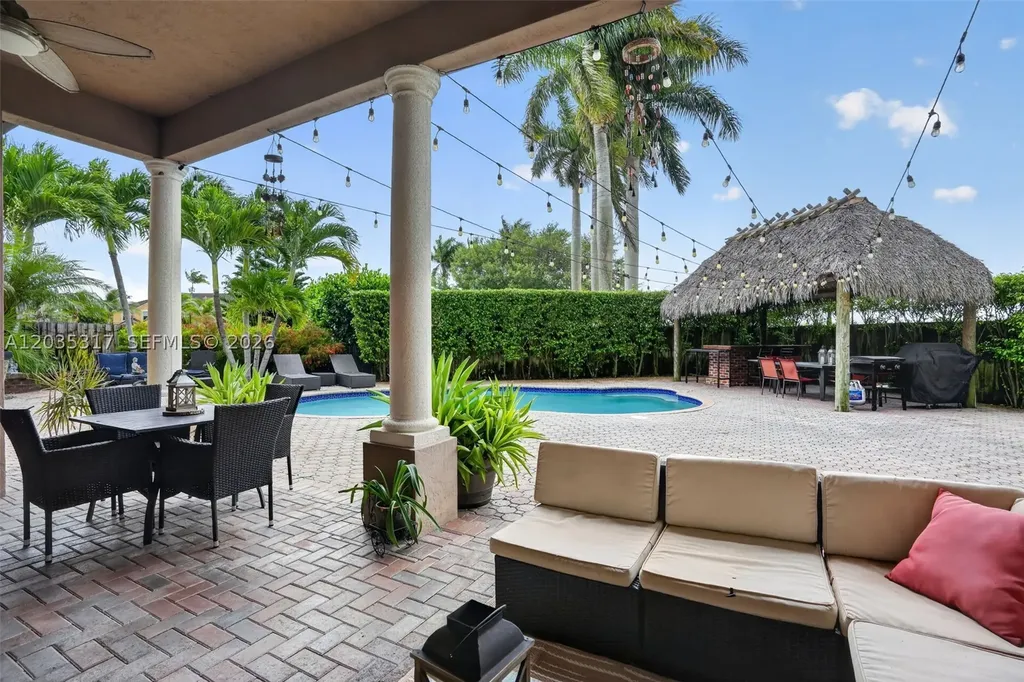 8216 SW 166th Place Miami FL 33193