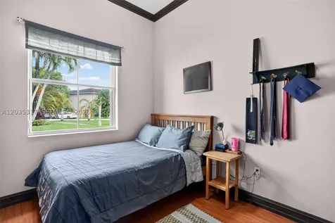 8216 SW 166th Place Miami FL 33193
