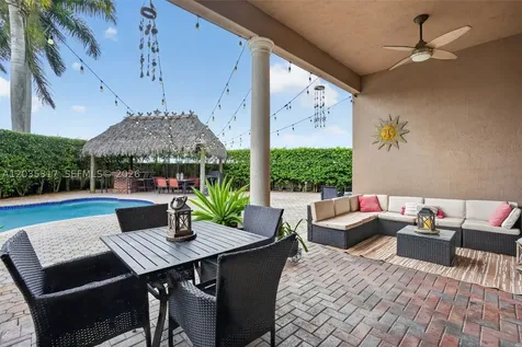 8216 SW 166th Place Miami FL 33193