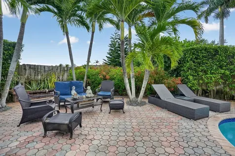 8216 SW 166th Place Miami FL 33193