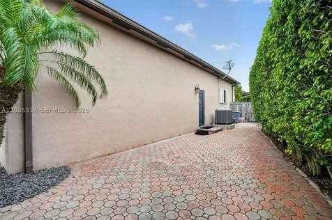 8216 SW 166th Place Miami FL 33193
