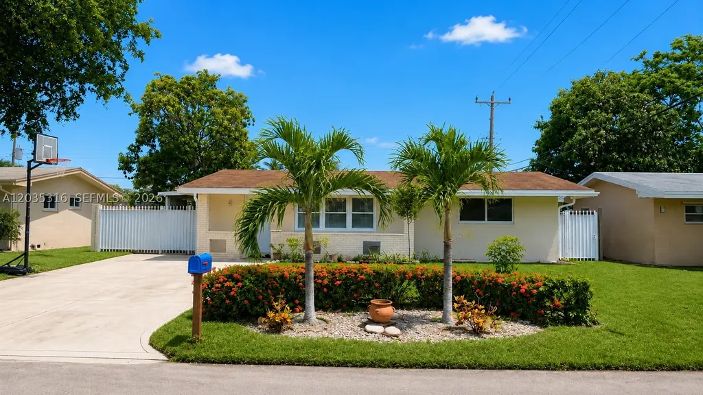 7611 NW 15th Court Pembroke Pines FL 33024