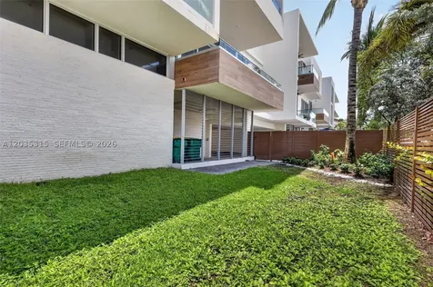 3750 Yacht Club Drive Aventura FL 33180