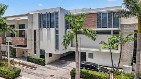 3750 Yacht Club Drive Aventura FL 33180