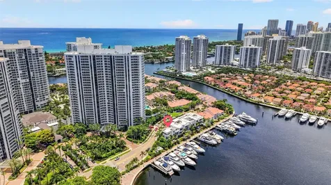 3750 Yacht Club Drive Aventura FL 33180