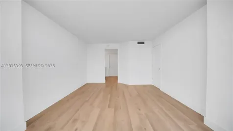 555 NE 34th Street Miami FL 33137