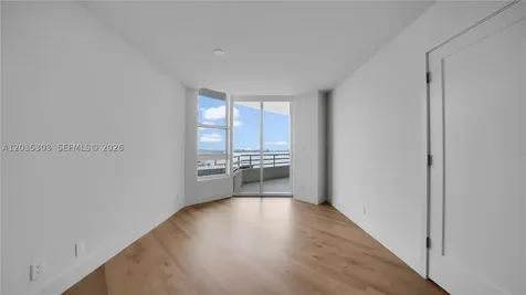 555 NE 34th Street Miami FL 33137
