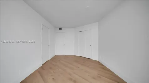 555 NE 34th Street Miami FL 33137
