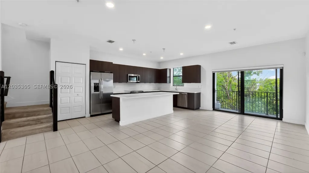 10467 NW 82nd Street Doral FL 33178