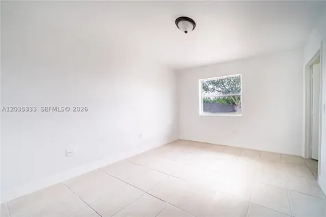 705 NW 13th Terrace Florida City FL 33034
