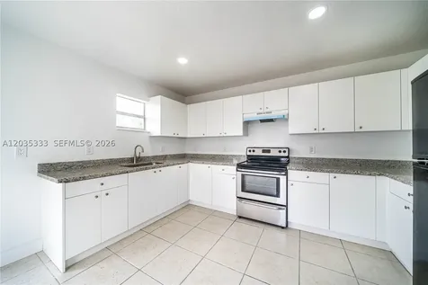 705 NW 13th Terrace Florida City FL 33034