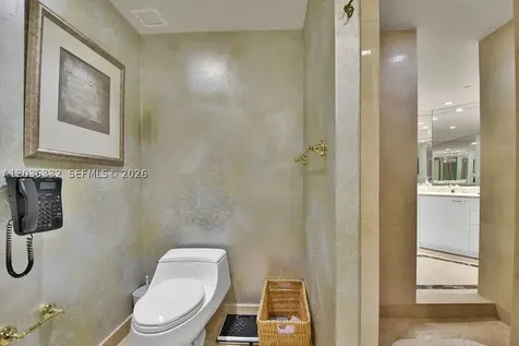 19955 NE 38th Court Aventura FL 33180