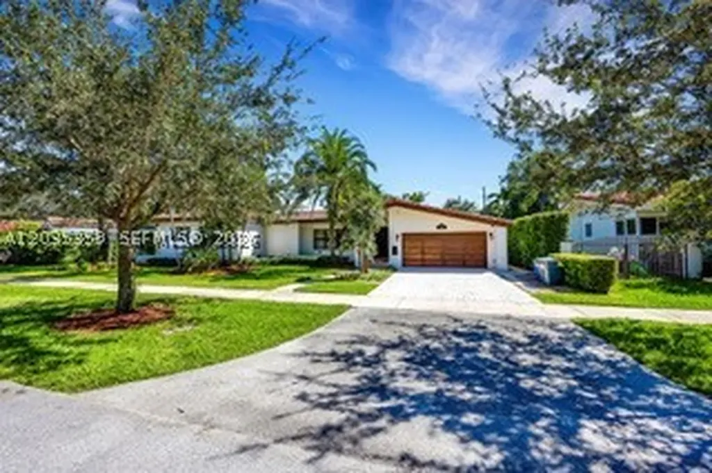 712 Cremona Avenue Coral Gables FL 33146