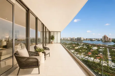 18975 Collins Avenue Sunny Isles Beach FL 33160