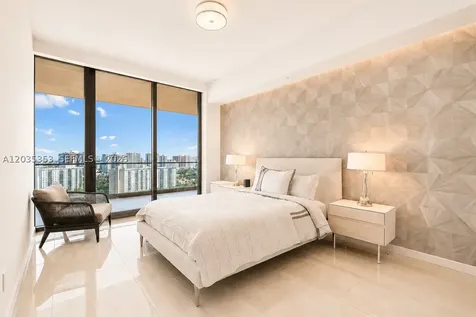 18975 Collins Avenue Sunny Isles Beach FL 33160