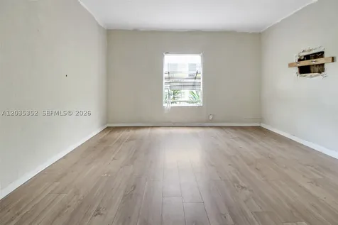 1260 SW 10th Street Miami FL 33135