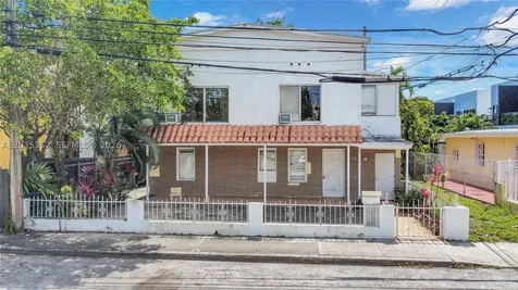 1260 SW 10th Street Miami FL 33135