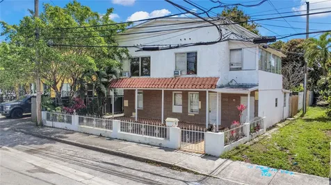 1260 SW 10th Street Miami FL 33135