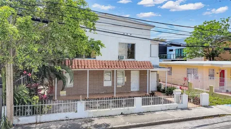 1260 SW 10th Street Miami FL 33135