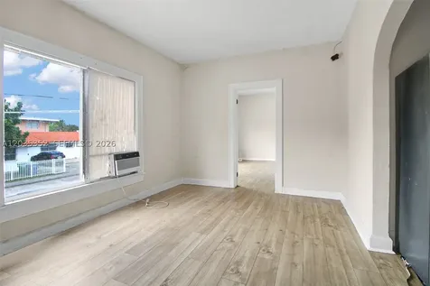 1260 SW 10th Street Miami FL 33135