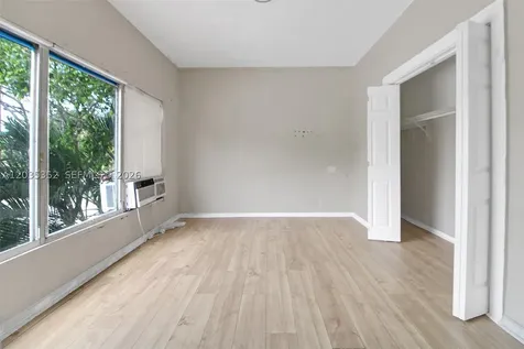 1260 SW 10th Street Miami FL 33135