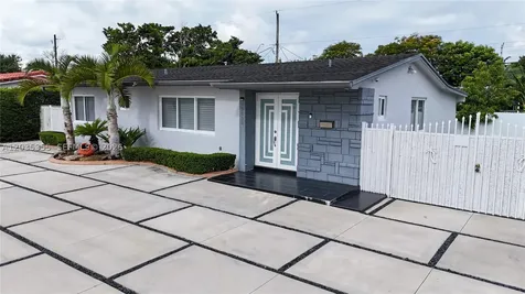 3030 SW 96th Avenue Miami FL 33165