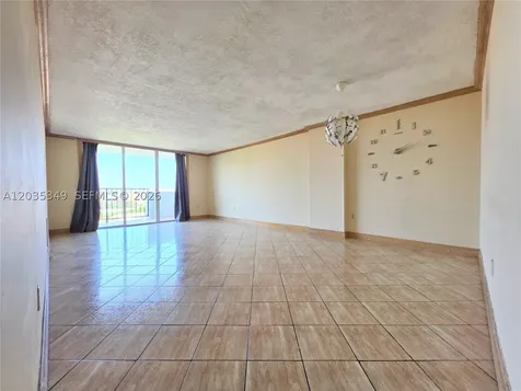 2780 NE 183rd Street Aventura FL 33160