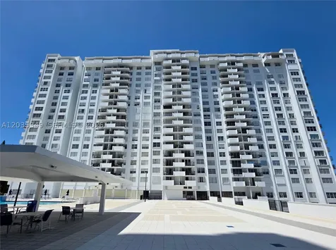 2780 NE 183rd Street Aventura FL 33160
