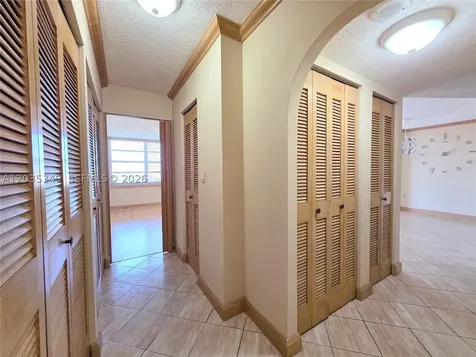2780 NE 183rd Street Aventura FL 33160