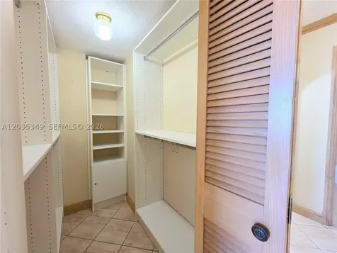 2780 NE 183rd Street Aventura FL 33160