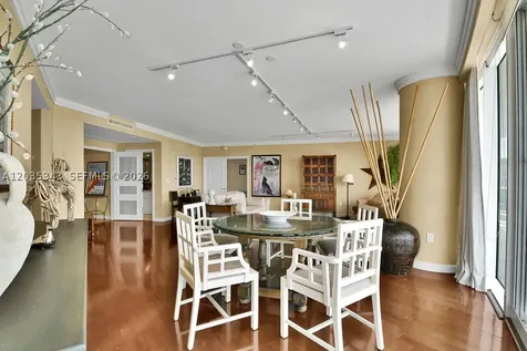 19955 NE 38th Court Aventura FL 33180