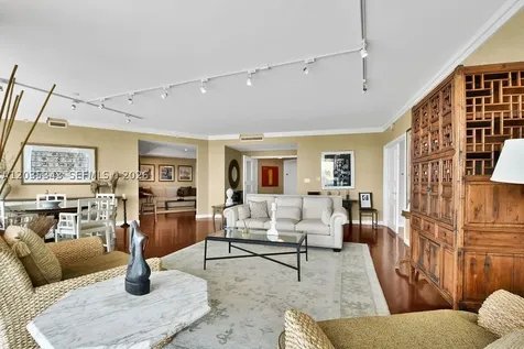 19955 NE 38th Court Aventura FL 33180