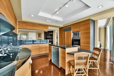 19955 NE 38th Court Aventura FL 33180