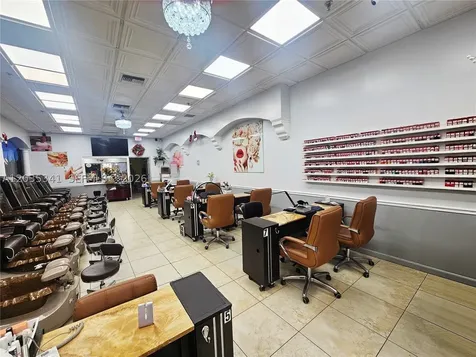 1455 NW 107 Doral FL 33172