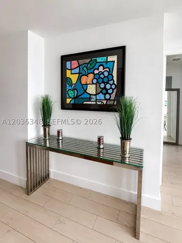 253 NE 2nd Street Miami FL 33132