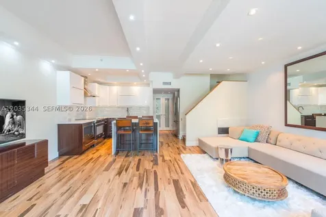 400 S Pointe Drive Miami Beach FL 33139