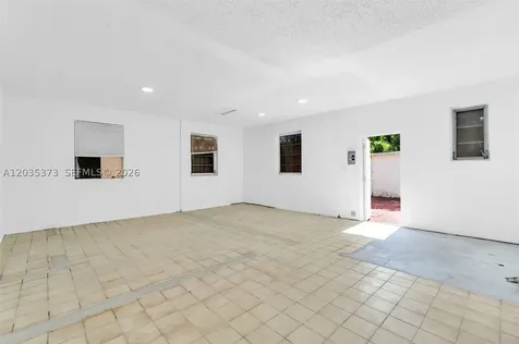 151 E 16th Street Hialeah FL 33010
