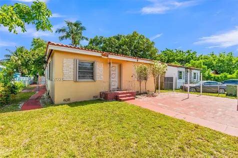 151 E 16th Street Hialeah FL 33010