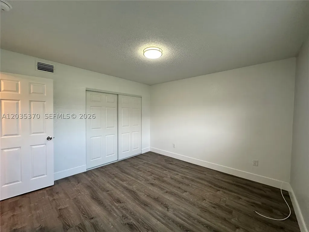 2910 Pierce Street Hollywood FL 33020