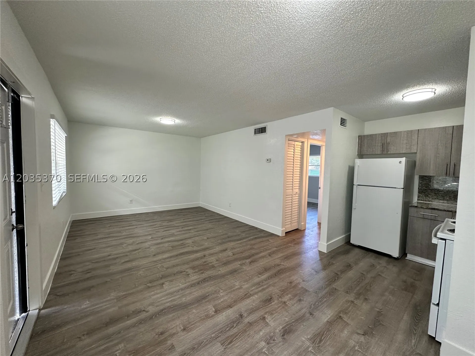 2910 Pierce Street Hollywood FL 33020