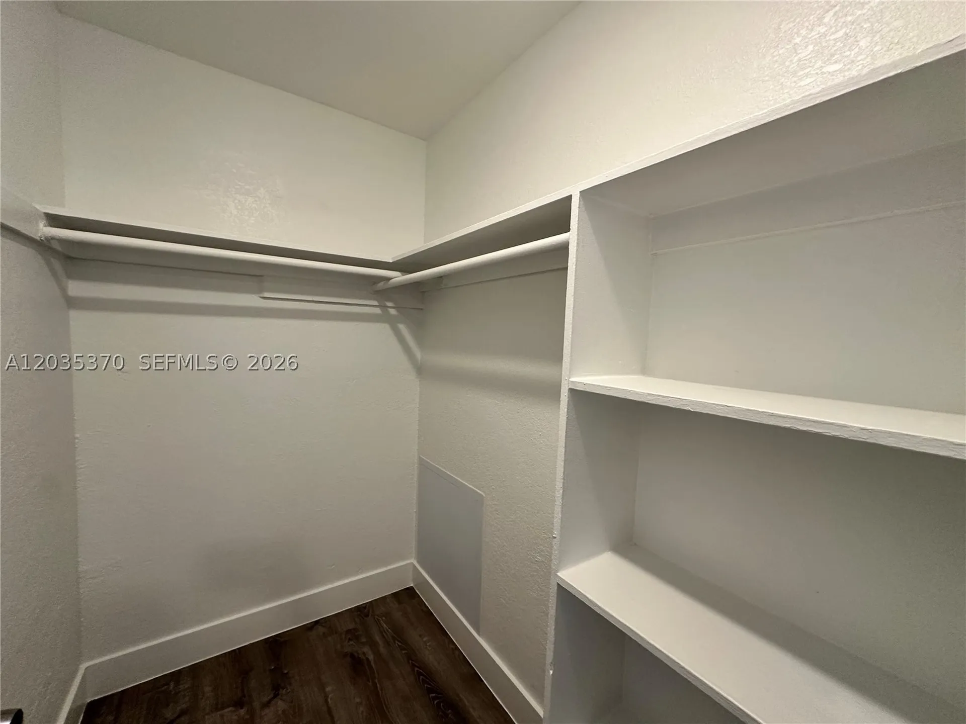 2910 Pierce Street Hollywood FL 33020
