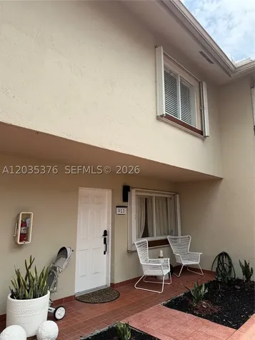431 NW 82nd Avenue Miami FL 33126