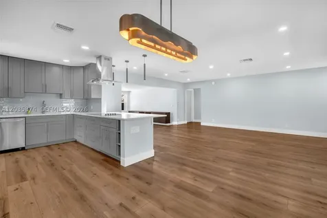 2179 NE 59th Court Fort Lauderdale FL 33308