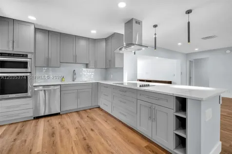 2179 NE 59th Court Fort Lauderdale FL 33308