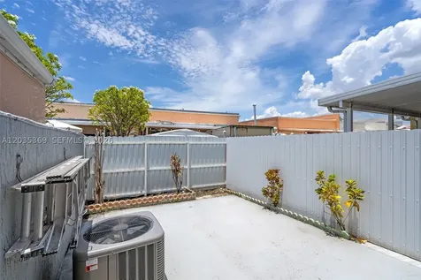 1757 W 57th Street Hialeah FL 33012