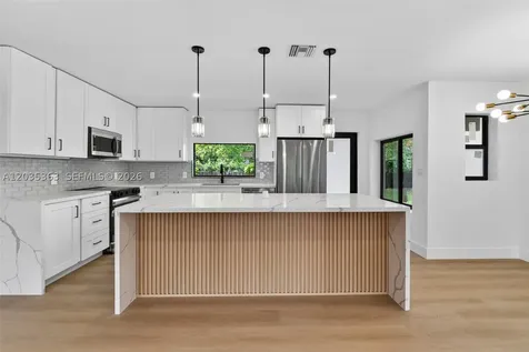 175 NE 159th Street Miami FL 33162