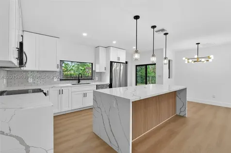175 NE 159th Street Miami FL 33162