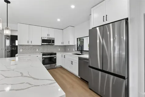 175 NE 159th Street Miami FL 33162