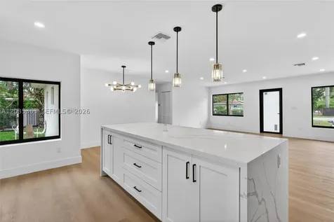 175 NE 159th Street Miami FL 33162