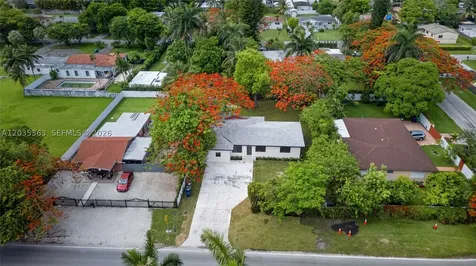 175 NE 159th Street Miami FL 33162